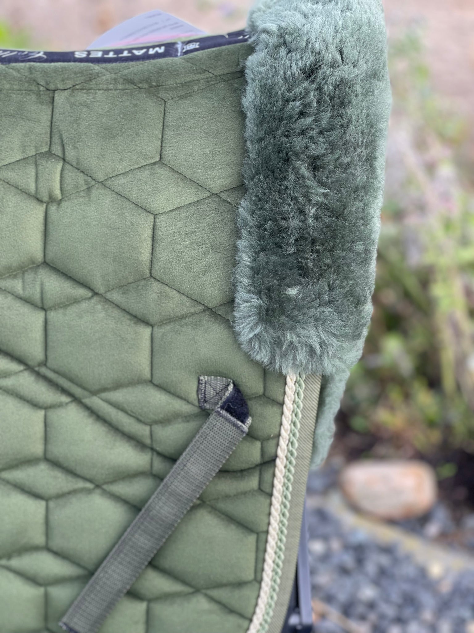 Mattes sadelformet underlag limited edition