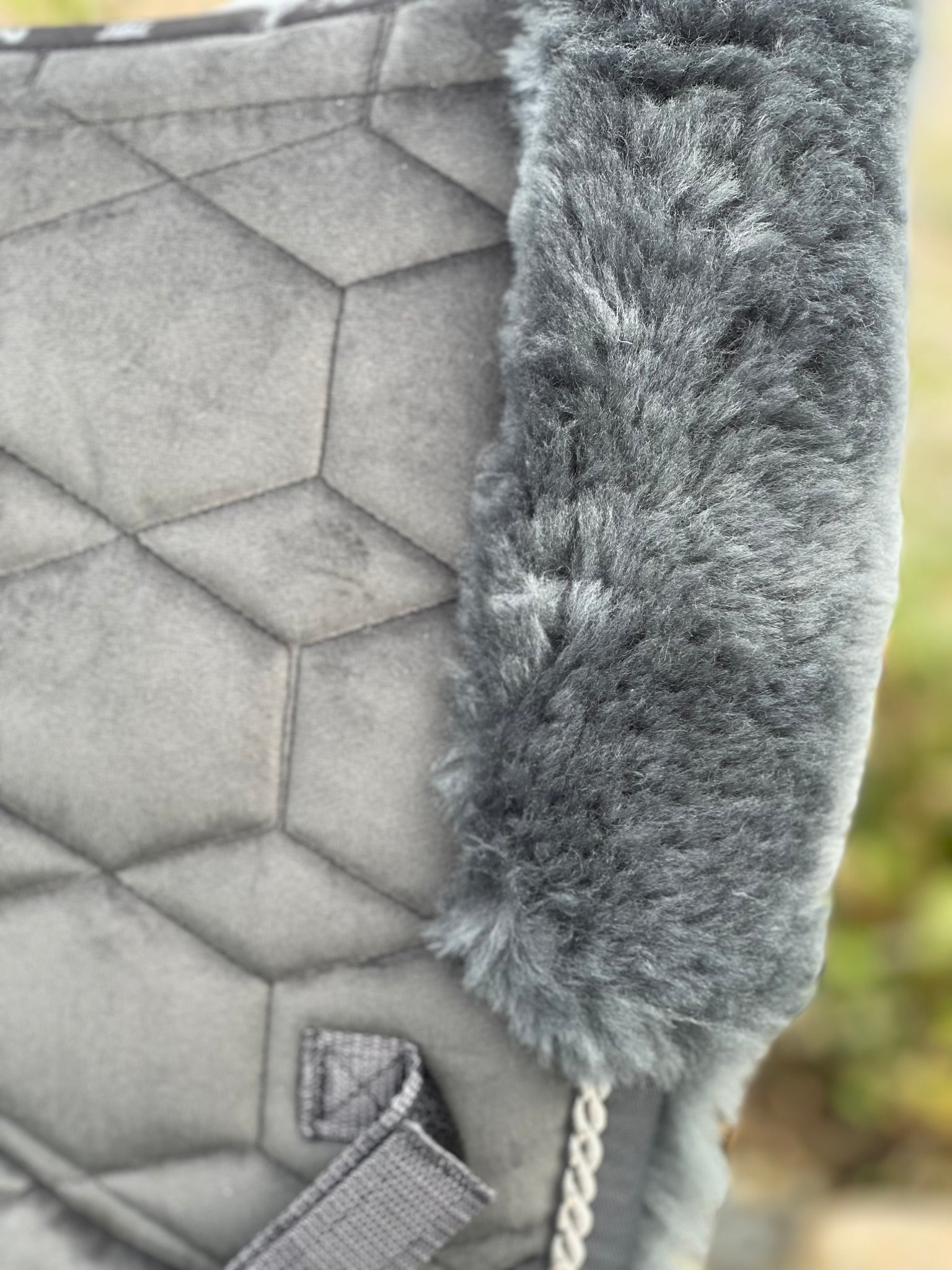 Mattes sadelformet underlag limited edition